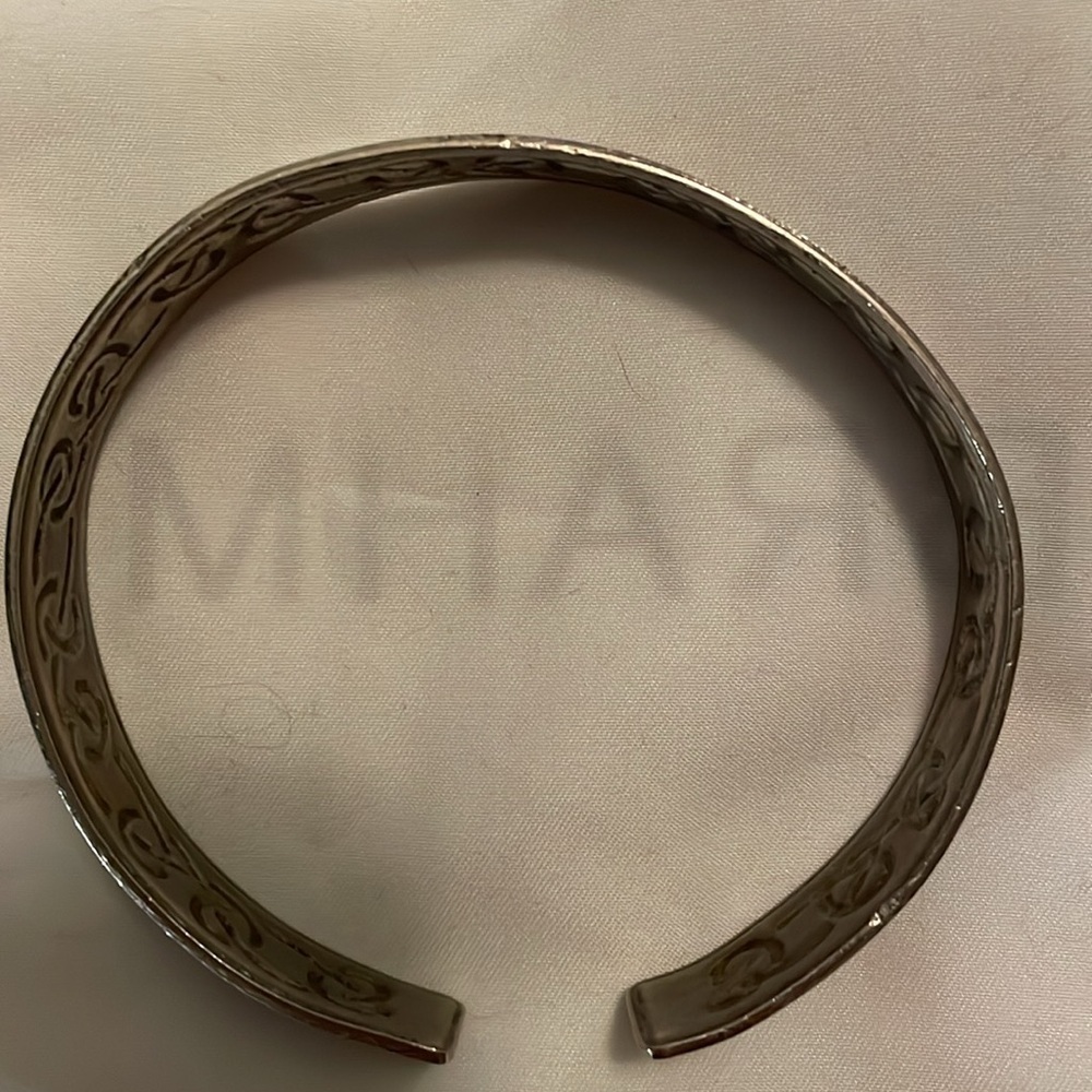Celtic knot work bracelet​​ - Picture 4 of 4
